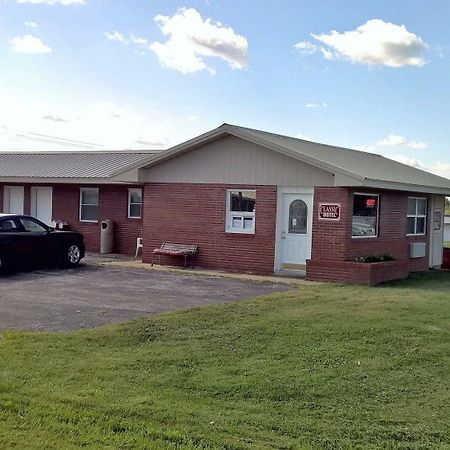Classic Motel Higginsville Exterior photo